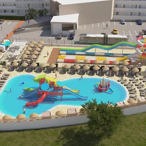 Oasis Tropical Hotel